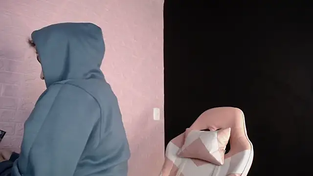 Snapshot of Dominic_Queen1 chatting on December 5, 2025, 2:03 pm Dominic Queen1 online show from December 5, 2025, 2:03 pm