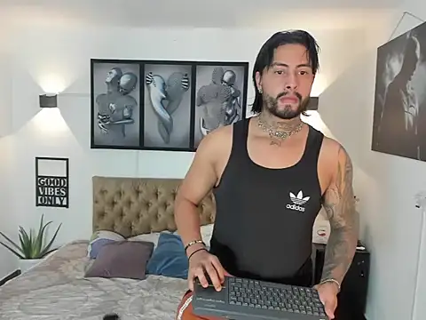 Snapshot of christopher_palmerjs chatting on November 6, 2025, 5:58 pm christopher palmerjs online show from November 6, 2025, 5:58 pm