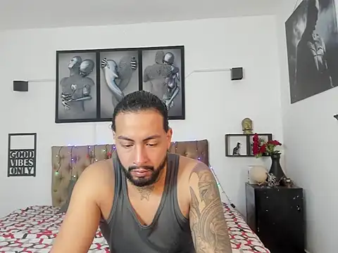 Snapshot of christopher_palmerjs chatting on December 3, 2025, 6:39 pm christopher palmerjs online show from December 3, 2025, 6:39 pm