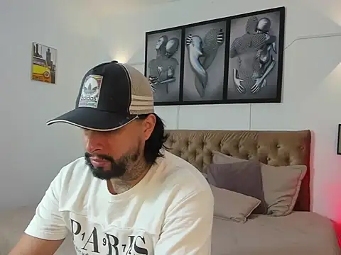 Snapshot of christopher_palmerjs chatting on December 15, 2025, 1:54 am christopher palmerjs online show from December 15, 2025, 1:54 am