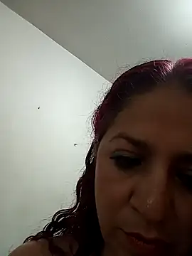 Snapshot of LAPOTRA_04 chatting on October 27, 2025, 4:00 pm LAPOTRA 04 online show from October 27, 2025, 4:00 pm