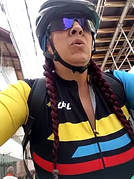 Snapshot of LAPOTRA_04 chatting on December 13, 2025, 7:53 pm LAPOTRA 04 online show from December 13, 2025, 7:53 pm