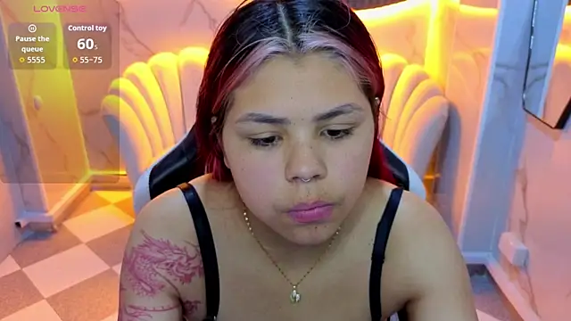 Little cherry b online show from October 30, 2025, 7:47 pm