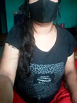 Snapshot of Chadni19 chatting on November 5, 2025, 10:26 am Chadni19 online show from November 5, 2025, 10:26 am