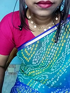 cute mahi07 online show from November 12, 2025, 4:51 pm