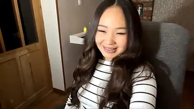 Snapshot of SupremeDividend chatting on October 29, 2025, 2:19 pm SupremeDividend online show from October 29, 2025, 2:19 pm