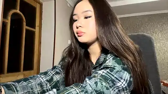 Snapshot of SupremeDividend chatting on November 5, 2025, 2:50 pm SupremeDividend online show from November 5, 2025, 2:50 pm