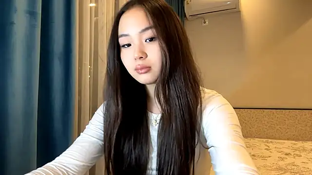 Snapshot of SupremeDividend chatting on November 7, 2025, 3:01 pm SupremeDividend online show from November 7, 2025, 3:01 pm