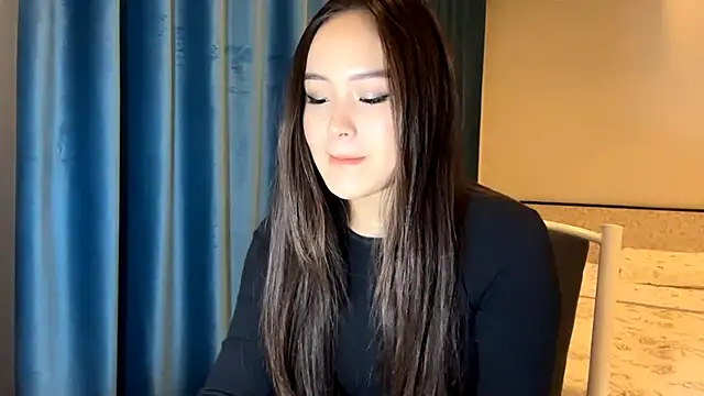 Snapshot of SupremeDividend chatting on November 16, 2025, 12:44 pm SupremeDividend online show from November 16, 2025, 12:44 pm