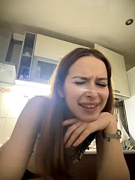 AmberlyCarr online show from November 14, 2025, 4:06 pm