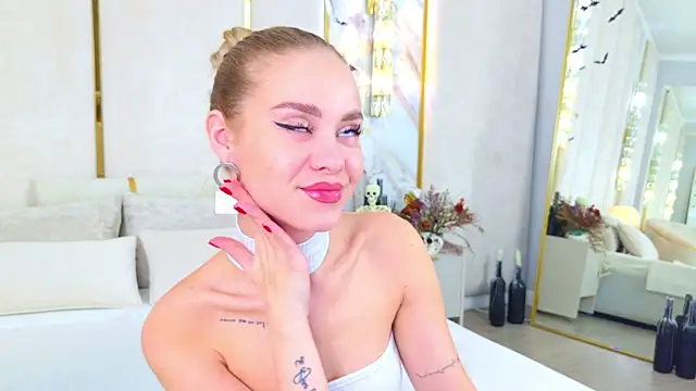 Snapshot of Rose_Masson chatting on November 4, 2025, 5:50 am Rose Masson online show from November 4, 2025, 5:50 am