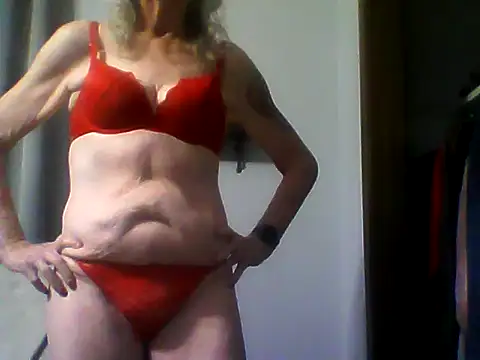 Snapshot of JoleneDelacroix chatting on November 4, 2025, 2:10 am JoleneDelacroix online show from November 4, 2025, 2:10 am