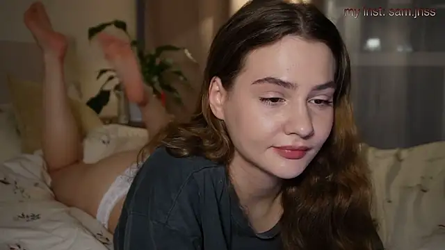 blooomis online show from November 6, 2025, 6:42 pm