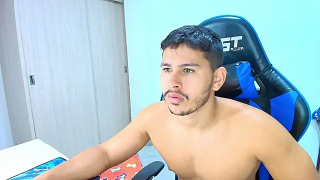 sophia and alex online show from October 27, 2025, 4:16 am