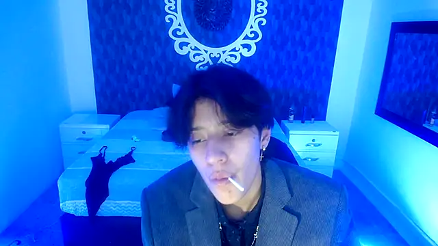 Ghost  Girl  online show from December 5, 2025, 3:48 am