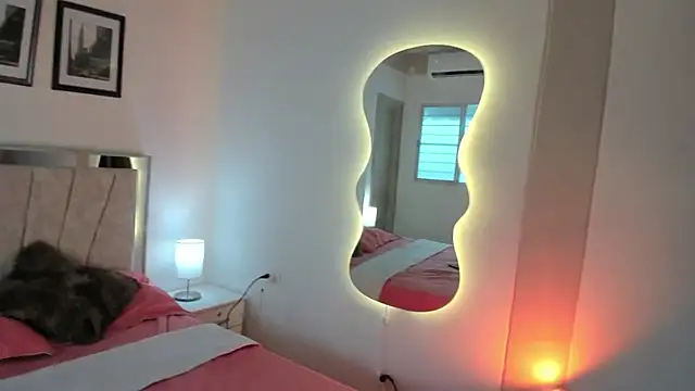 Sweetiee Aurora online show from November 28, 2025, 7:38 pm