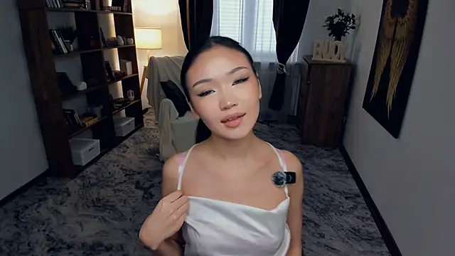 OnieClose online show from November 15, 2025, 8:11 am