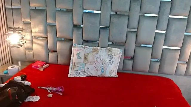 Snapshot of Memi_xxx chatting on November 12, 2025, 2:34 am Memi xxx online show from November 12, 2025, 2:34 am