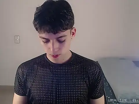 Sett 01 online show from November 12, 2025, 6:36 am