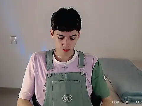 Sett 01 online show from November 23, 2025, 4:56 am