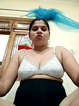 HayatKapoor online show from November 30, 2025, 7:34 am