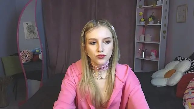 KissChristie   online show from December 2, 2025, 3:51 pm