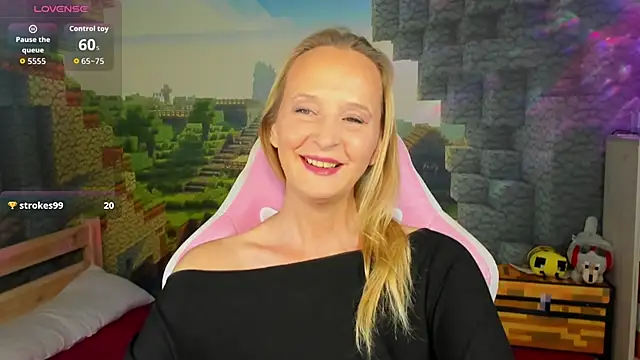 Snapshot of ScarlettPalmer chatting on December 3, 2025, 10:35 am ScarlettPalmer online show from December 3, 2025, 10:35 am