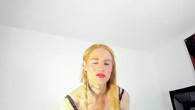 natacha ferrer1 online show from November 23, 2025, 12:05 pm