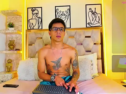 Snapshot of Andrew_Haalls chatting on October 28, 2025, 12:52 pm Andrew Haalls online show from October 28, 2025, 12:52 pm