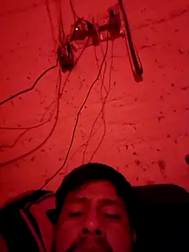 Snapshot of sanz957 chatting on November 8, 2025, 6:35 am sanz957 online show from November 8, 2025, 6:35 am