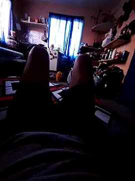 Snapshot of sanz957 chatting on November 10, 2025, 12:31 am sanz957 online show from November 10, 2025, 12:31 am