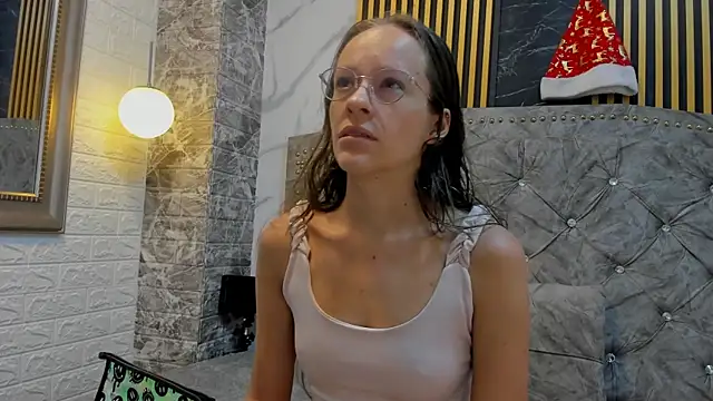 Snapshot of Salome_cruxx chatting on November 21, 2025, 11:20 am Salome cruxx online show from November 21, 2025, 11:20 am