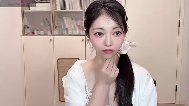 Snapshot of Lanlan-169 chatting on November 2, 2025, 7:44 am Lanlan-169 online show from November 2, 2025, 7:44 am