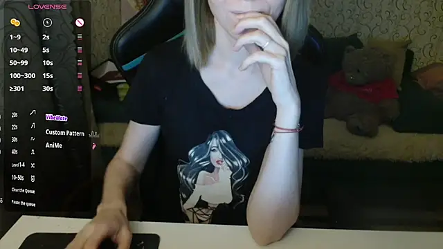 Snapshot of _Alisa_Allison_ chatting on October 28, 2025, 2:31 pm Alisa Allison online show from October 28, 2025, 2:31 pm