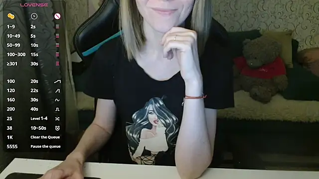 Snapshot of _Alisa_Allison_ chatting on November 8, 2025, 3:01 pm Alisa Allison online show from November 8, 2025, 3:01 pm