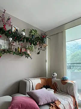 Snapshot of SugarTroubl33 chatting on November 29, 2025, 2:09 pm SugarTroubl33 online show from November 29, 2025, 2:09 pm