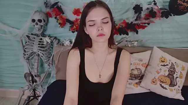 Snapshot of BabyShy- chatting on November 3, 2025, 8:26 am BabyShy- online show from November 3, 2025, 8:26 am