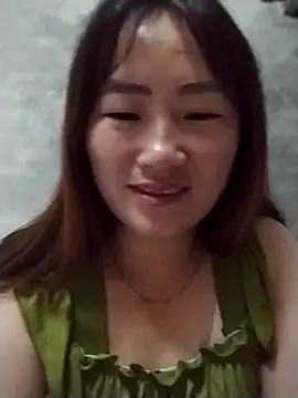 Snapshot of emini-xx chatting on November 16, 2025, 11:10 pm emini-xx online show from November 16, 2025, 11:10 pm