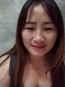 Snapshot of emini-xx chatting on November 17, 2025, 11:16 am emini-xx online show from November 17, 2025, 11:16 am