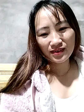 Snapshot of emini-xx chatting on November 25, 2025, 2:55 am emini-xx online show from November 25, 2025, 2:55 am