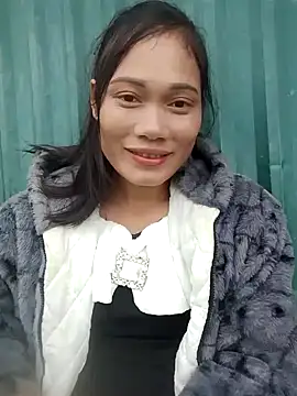 Snapshot of doggy-00 chatting on November 2, 2025, 6:27 am doggy-00 online show from November 2, 2025, 6:27 am