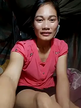 Snapshot of doggy-00 chatting on November 7, 2025, 7:19 am doggy-00 online show from November 7, 2025, 7:19 am