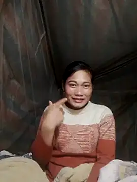 Snapshot of doggy-00 chatting on November 15, 2025, 8:27 pm doggy-00 online show from November 15, 2025, 8:27 pm