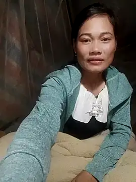 Snapshot of doggy-00 chatting on November 16, 2025, 8:36 pm doggy-00 online show from November 16, 2025, 8:36 pm