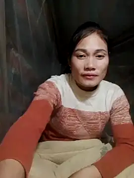 Snapshot of doggy-00 chatting on November 21, 2025, 12:26 pm doggy-00 online show from November 21, 2025, 12:26 pm