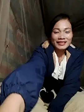 Snapshot of doggy-00 chatting on November 29, 2025, 12:52 pm doggy-00 online show from November 29, 2025, 12:52 pm