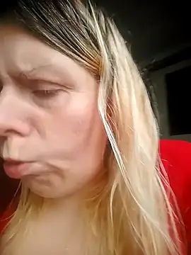 Snapshot of Lana-murr chatting on October 29, 2025, 7:32 am Lana-murr online show from October 29, 2025, 7:32 am