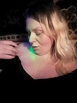 Snapshot of Lana-murr chatting on November 16, 2025, 5:51 pm Lana-murr online show from November 16, 2025, 5:51 pm