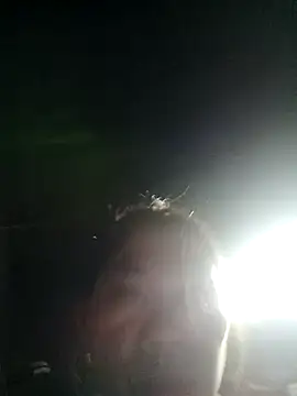 Snapshot of bella-la chatting on November 3, 2025, 9:54 am bella-la online show from November 3, 2025, 9:54 am