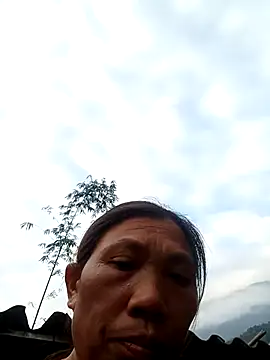 Snapshot of bella-la chatting on November 21, 2025, 9:30 am bella-la online show from November 21, 2025, 9:30 am